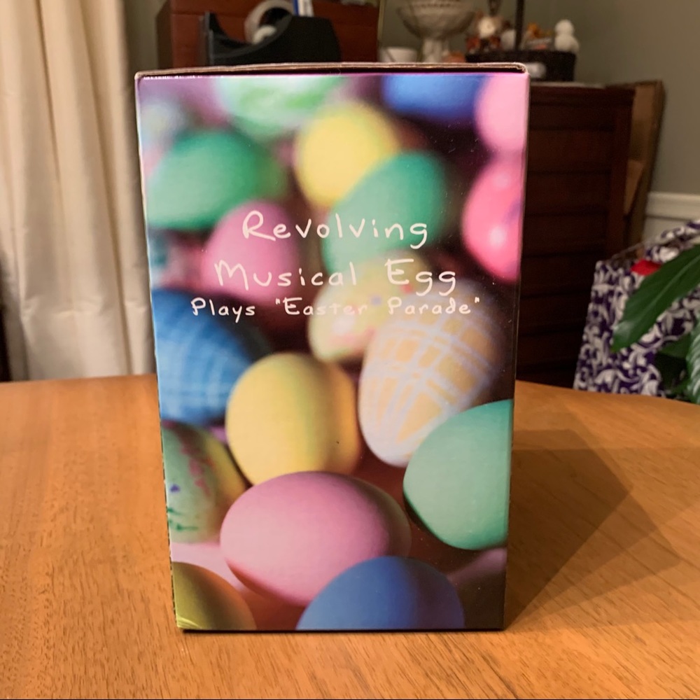 Springtime Rotating Musical Easter Egg - Picture 11 of 13
